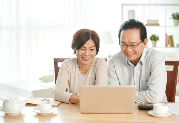 Craft Building couple with laptop