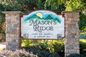 Mason's Ridge sign